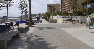 Oropesa protege los paseos de Morro de Gos y La Concha con bloques de hormigón y jardineras Oropesa protege los paseos de Morro de Gos y La Concha con bloques de hormigón y jardineras
